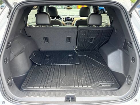 Used 2023 Chevrolet Equinox Premier FWD image 31