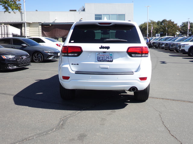 Used 2019 Jeep Grand Cherokee Altitude AWD/4WD image 7