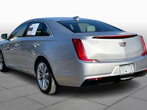 Used 2019 Cadillac XTS image 12