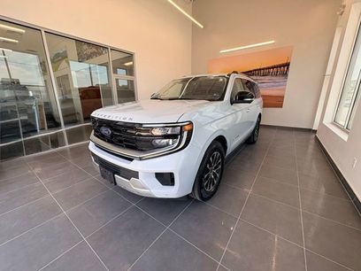 Used 2025 Ford Expedition Platinum