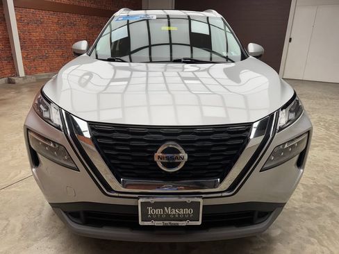Used 2021 Nissan Rogue SV w/ Premium Package AWD/4WD image 8