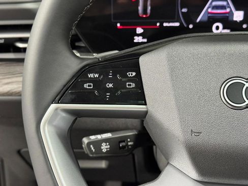 New 2025 Audi Q5 Premium Plus image 29