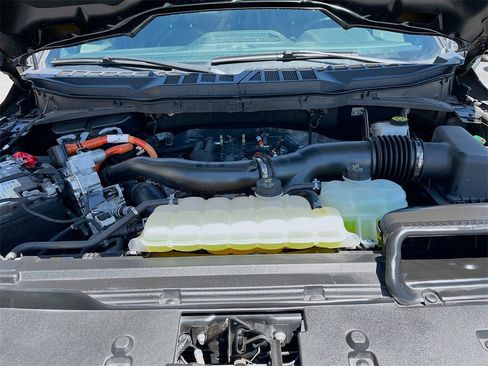 Used 2024 Ford F150 XLT w/ Equipment Group 302A MID image 31