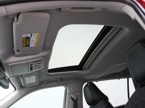 Certified 2025 Toyota Highlander XLE AWD/4WD image 27