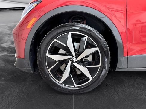 Used 2023 Volkswagen ID.4 Pro S AWD/4WD image 29