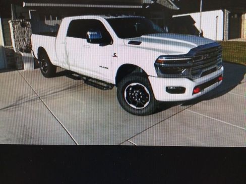 Used 2025 RAM 2500 Laramie image 1