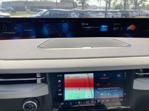 New 2025 Lincoln Navigator Reserve image 23