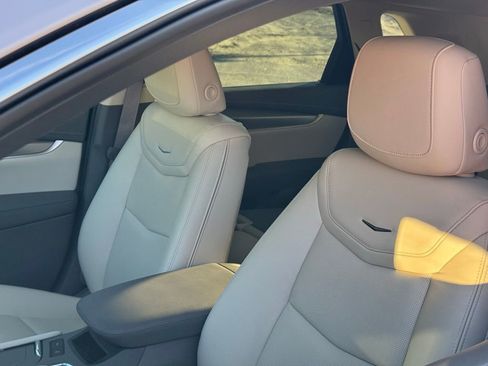 New 2025 Cadillac XT5 Premium Luxury w/ Technology Package image 15