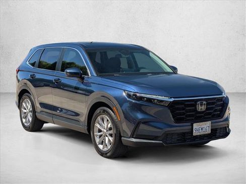 Used 2023 Honda CR-V EX image 3