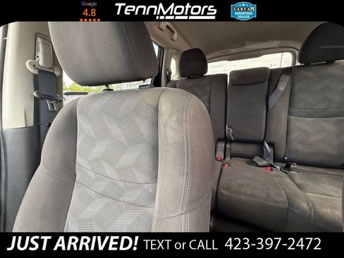 Used 2016 Nissan Rogue SV w/ SV Premium Package AWD/4WD image 22