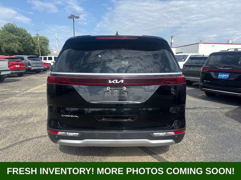 Used 2024 Kia Carnival EX FWD image 3