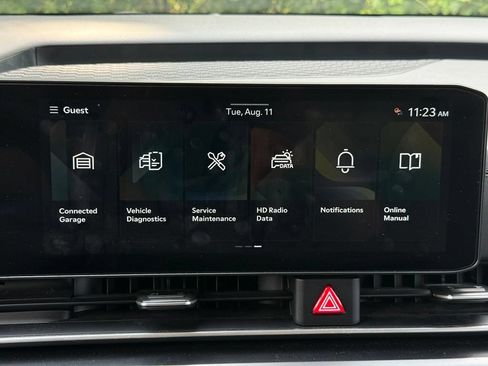 Used 2026 Kia Carnival FWD image 35