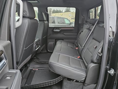 New 2026 GMC Sierra 2500 Denali w/ Denali Reserve Package image 15