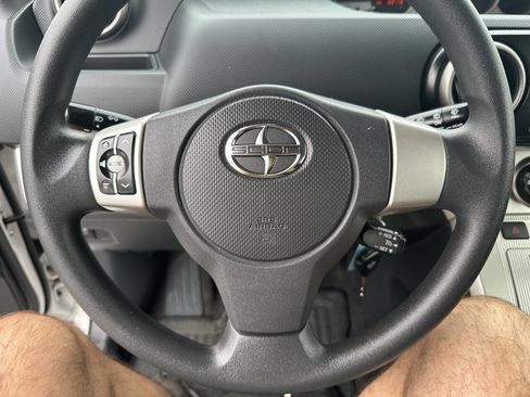 Used 2008 Scion xB FWD image 17