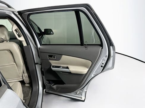 Used 2014 Ford Edge SEL w/ Equipment Group 205A image 30