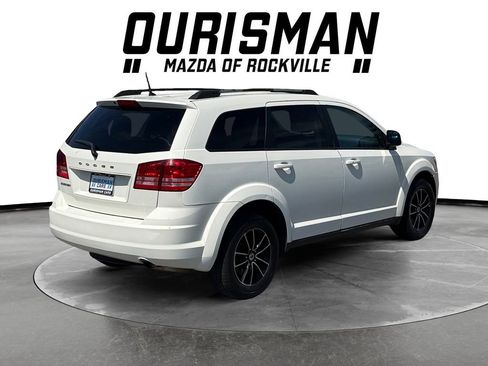 Used 2018 Dodge Journey SE w/ Blacktop Package FWD image 6