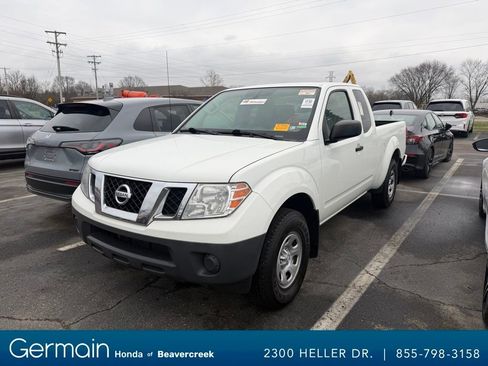 Used 2019 Nissan Frontier S image 1