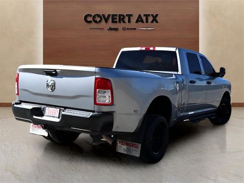 Used 2022 RAM 3500 Tradesman image 5