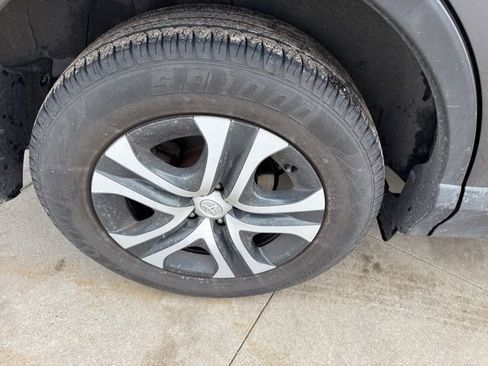 Used 2018 Toyota RAV4 LE w/ All Weather Liner Package image 9