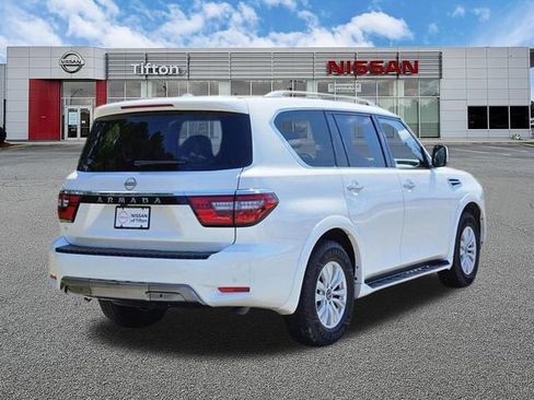 Certified 2024 Nissan Armada SV w/ Cargo Package AWD/4WD image 4