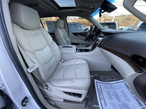 Certified 2016 Cadillac Escalade Premium image 41