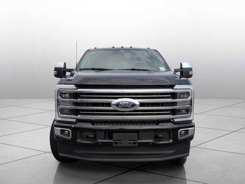 New 2026 Ford F250 Platinum w/ Platinum Plus Package AWD/4WD image 3
