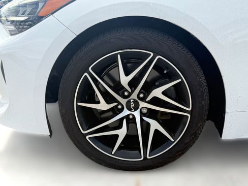 Used 2022 Kia Stinger GT-Line image 11