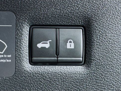 Used 2023 INFINITI QX55 Luxe w/ Cargo Package image 32