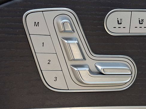 Used 2022 Mercedes-Benz GLS 450 GLS 450 image 18