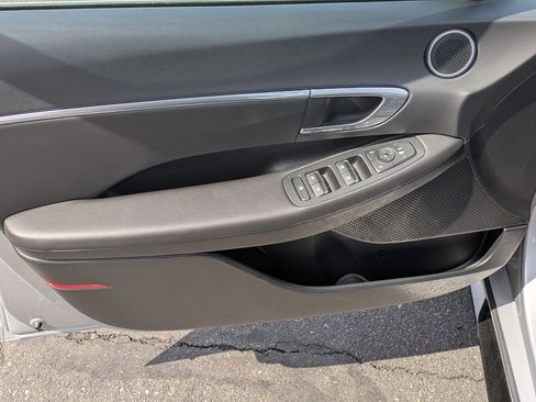 Certified 2023 Hyundai Sonata SEL FWD image 9