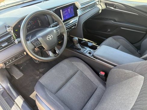 Used 2025 Toyota Camry LE FWD image 11