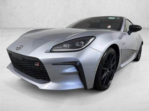 Used 2025 Toyota GR86 Premium RWD image 7