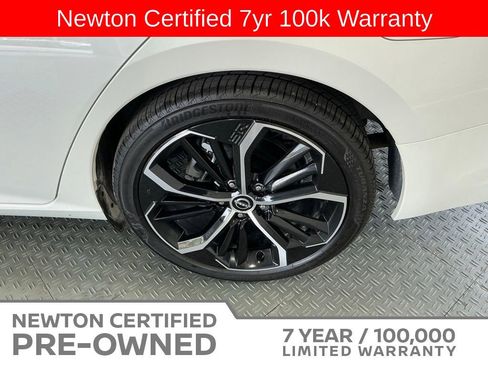 Used 2025 Nissan Altima 2.5 SR FWD image 21