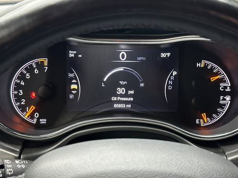 Used 2021 Jeep Grand Cherokee Laredo X image 30