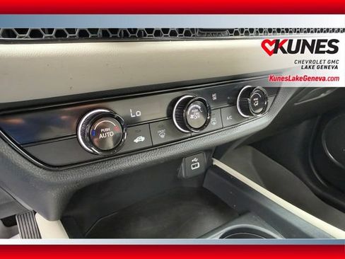 Used 2024 Honda HR-V LX image 26