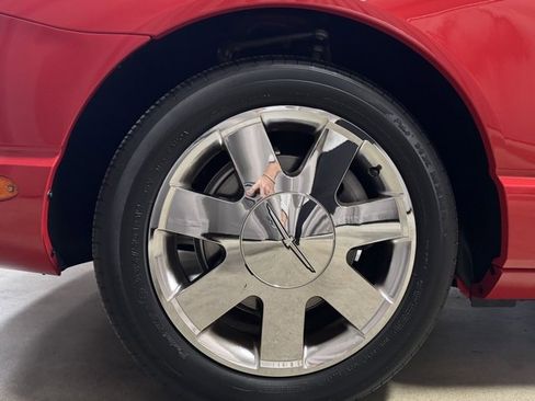 Used 2002 Ford Thunderbird image 34