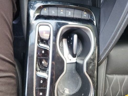 Used 2021 Buick Envision Avenir image 11