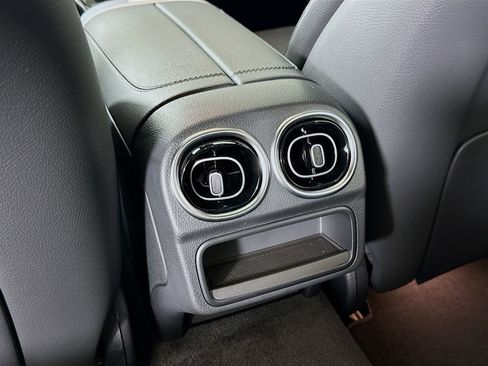 New 2026 Mercedes-Benz C 300 Sedan image 27