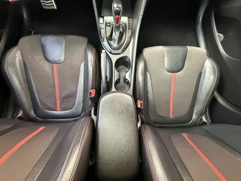 Used 2019 Hyundai Veloster Turbo FWD image 44