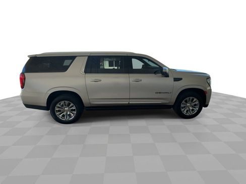 Certified 2024 GMC Yukon XL Denali w/ Max Trailering Package AWD/4WD image 9