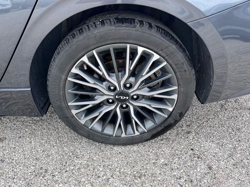 Used 2024 Kia Forte GT-Line w/ GT-Line Premium Package FWD image 10