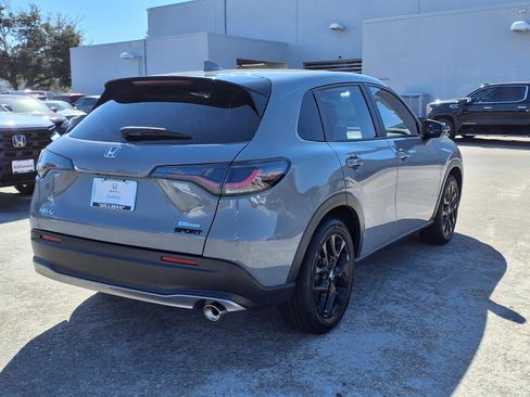 Certified 2024 Honda HR-V Sport image 8
