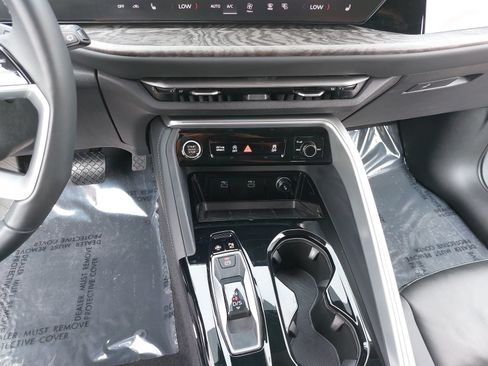 Certified 2025 Audi Q5 Premium Plus w/ Premium Plus AWD/4WD image 22