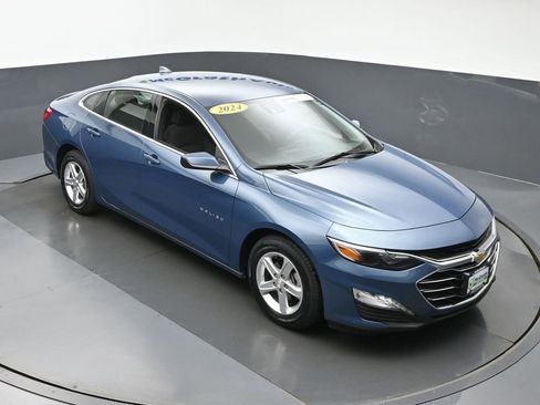 Certified 2024 Chevrolet Malibu LT image 3
