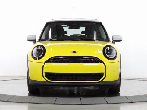 Used 2025 MINI Cooper S image 2