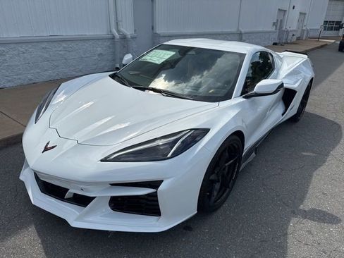 New 2025 Chevrolet Corvette E-Ray image 7