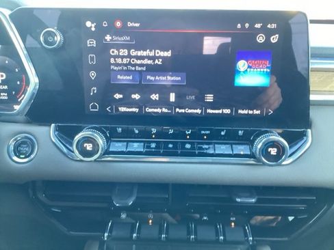 Used 2023 GMC Canyon Denali image 25