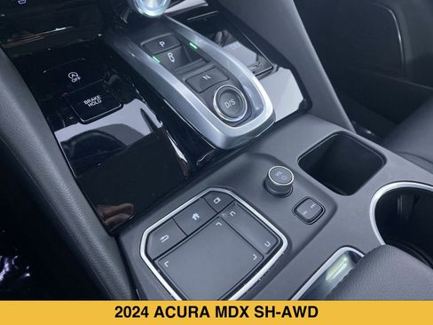 Used 2024 Acura MDX SH-AWD image 7