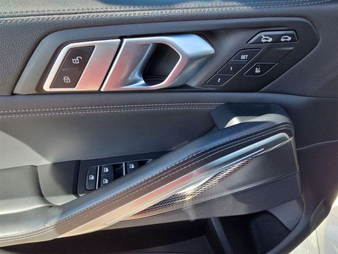 Used 2023 BMW X6 xDrive40i w/ M Sport Package image 15