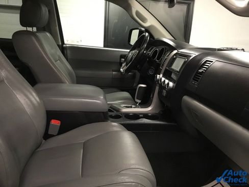Used 2016 Toyota Sequoia Limited image 49